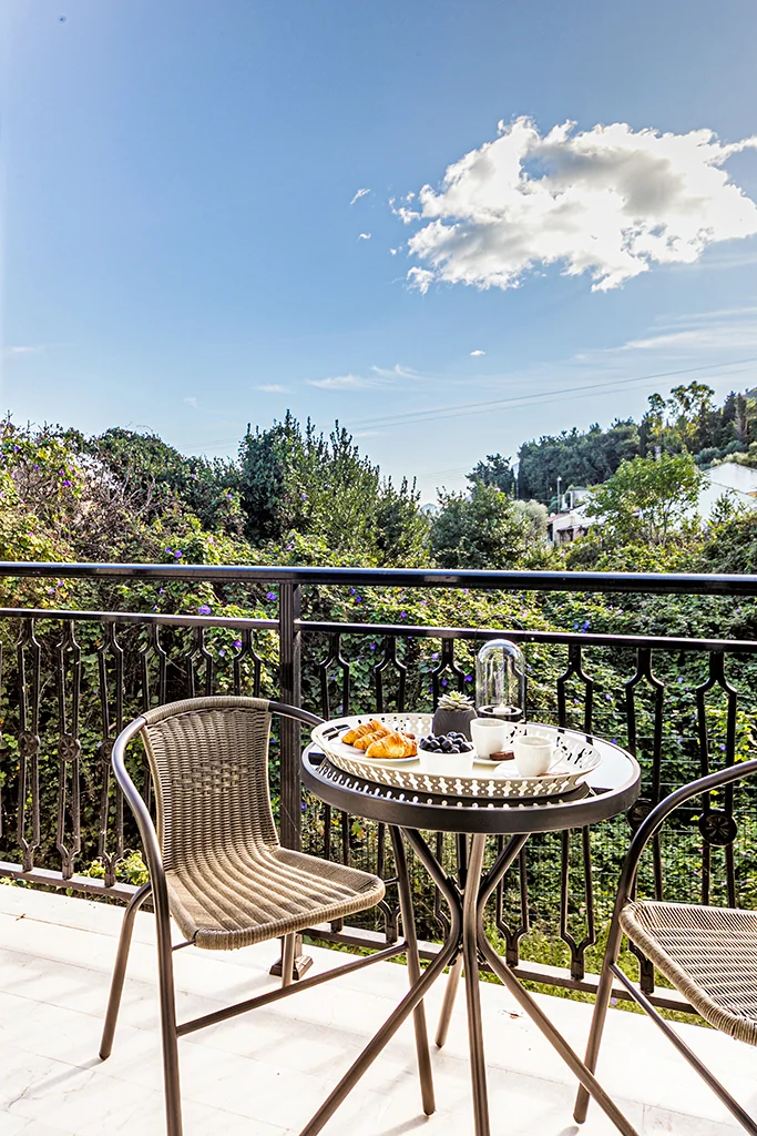Serena Luxury Apartment Korfu – Balkon mit Meerblick