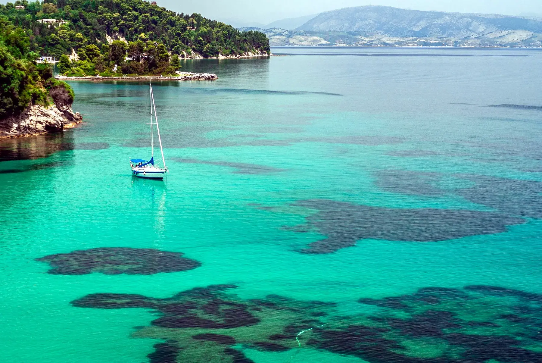 Ionisches Meer Korfu – kristallklares türkises Wasser